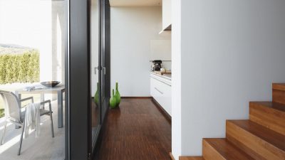 METROPOLITAN STORIES 36899-4